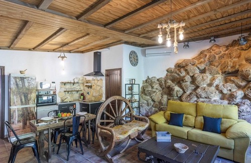 Iznajar Villa | Casa de La Cascada Iznájar by Ruralidays