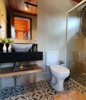 Orleans Ski Chalet | Casa de montanha com hidro no pé da serra