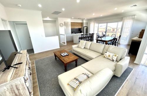 North Beach House | Casa De Praia - Entire Home - North Beach