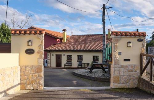Distrito Rural Este House | Casa de pueblo adosada, en la zona rural de Gijón.