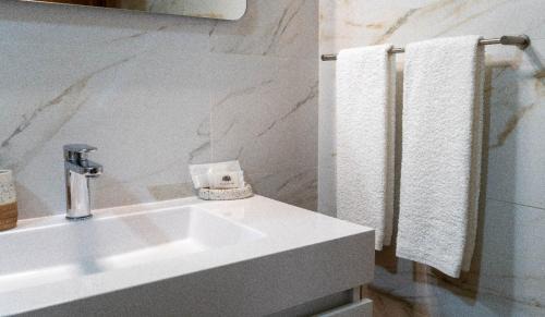 Cedrim House | Casa de Santo Amaro