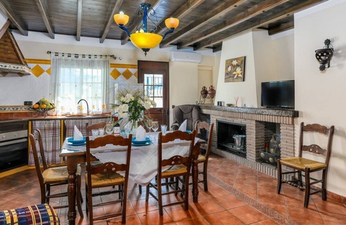 Montecorto Villa | Casa de Teones con piscina privada Montecorto by Ruralidays