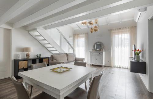 Historic Center Apartment | Casa del Borgo by Wonderful Italy