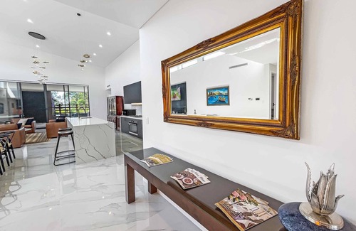 Pokolbin House | Casa Divina - Fabulous getaway of grand proportions