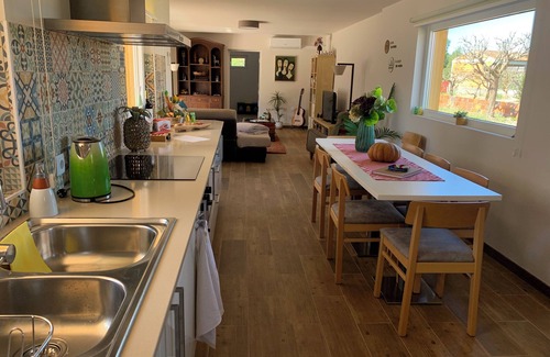 Mira House | "Casa do Areal, Retreat close to scenic trails & the most awarded Beach."