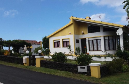 Praia do Norte House | Casa do Costa