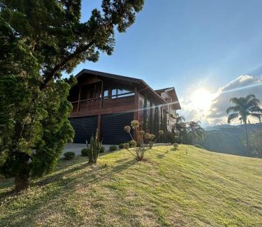 Rio dos Cedros House | Casa do Lago Pinhal