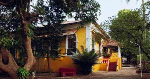 Nerul Bed & Breakfast | Casa Do Leão A 150 year Old Portuguese Home