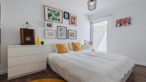 Carrasqueira House | Casa do Meco by LovelyStay