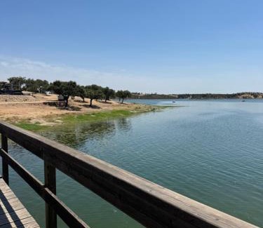 Mourao House | Casa do Montinho- Small Private House