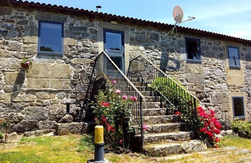 Chantada Cottage | Casa do Portomeñe for 20 people
