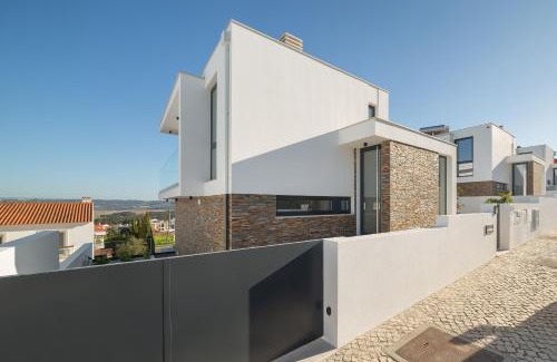 Salir do Porto Villa | Casa do Sol - By SCH