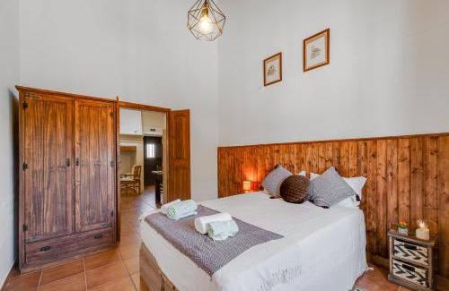 Montes Juntos House | Casa do Ti Filipe - Praia Azenhas D El Rey