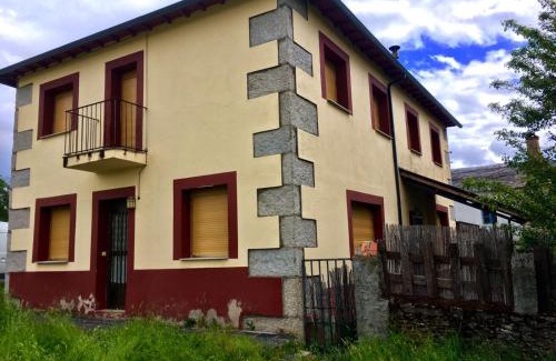 Cobreros House | Casa Dono Sanabria