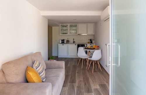 Miranda do Corvo Cottage | Casa dos Copos - Drinks House