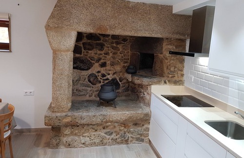 Muxia Cottage | Casa dos Pobres, near the beaches in the heart of the Costa da Morte