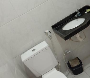 Maracanau House | Casa duplex em Maracanaú com ar-condicionado