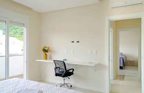 Ponta das Canas House | Casa em condomínio fechado c Wi-Fi a 150m da praia