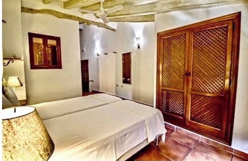 Aspe House | Casa Entre Viñas