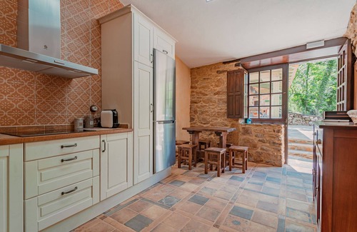 Chantada House | Casa Escondida Aveiga