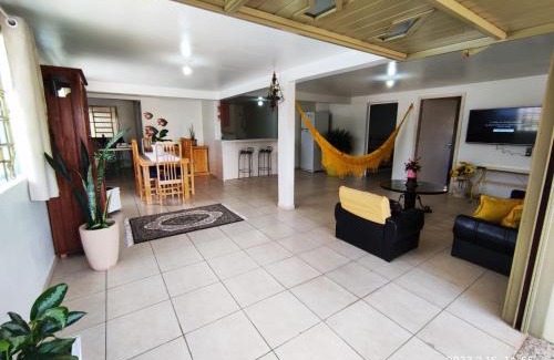 Encantado House | Casa espaçosa próxima ao centro