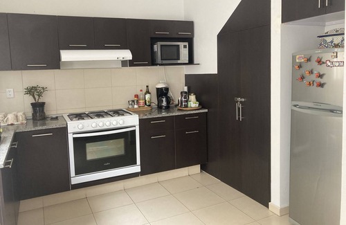 Toluca House | Casa Frente a Parque 2000, a Lado de Pegaso, Cerca de FMF y a 3 min Aeropuerto