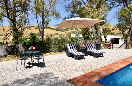 Pizarra House | Casa Grande by Rosas Cantares