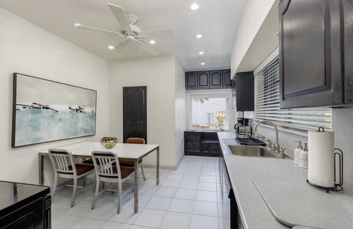 Hollywood Lakes Villa | Casa Hispaniola: Huge Luxi Villa 5min walk to beach