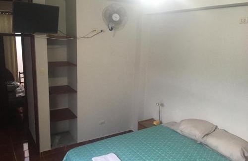 La Merced House | Casa Hospedaje Las Lomas con piscina en La Merced