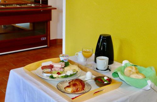 Neu-Isenburg Hotel | Casa Hotel Neu-Isenburg