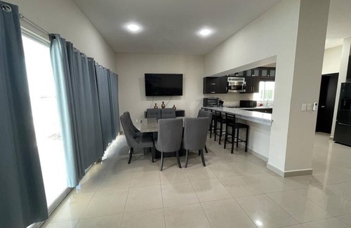 Marina Mazatlan House | Casa Isla Marina, Exclusivo Alojamiento Ubicado en la Marina de Mazatlán!