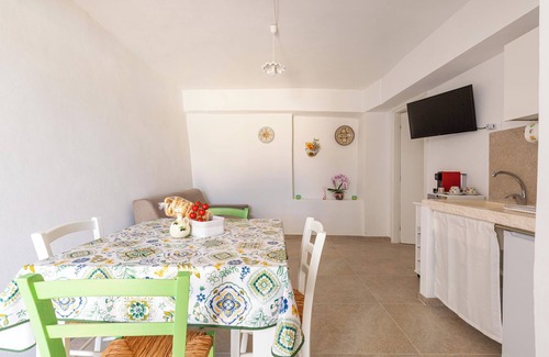 Fumarola House | Casa Itria by BarbarHouse