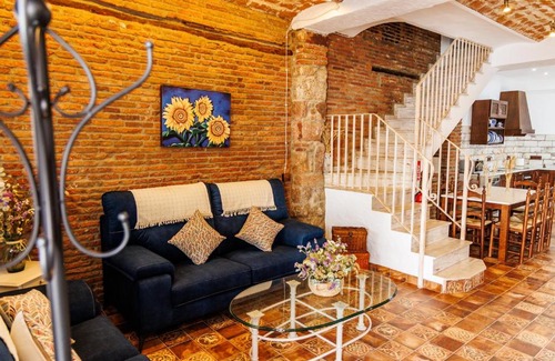 Cardena House | Casa La Antigua