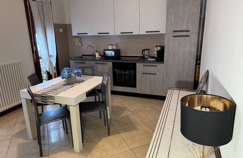 Reggio nell'Emilia Apartment | Casa Linabelli Reggio Emilia - Comfort, Relaxation near Campovolo, Historic Center