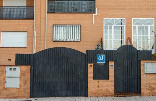 Montesol House | Casa Montesol