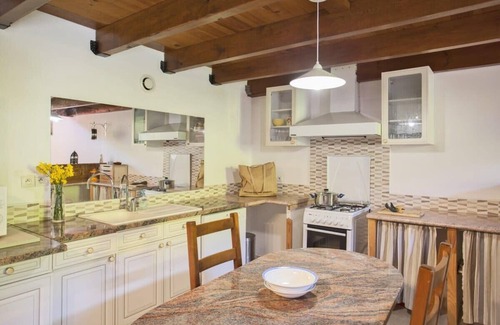 Santo-Pietro-di-Tenda Apartment | Casa Nebbia, appartement dans maison en pierre
