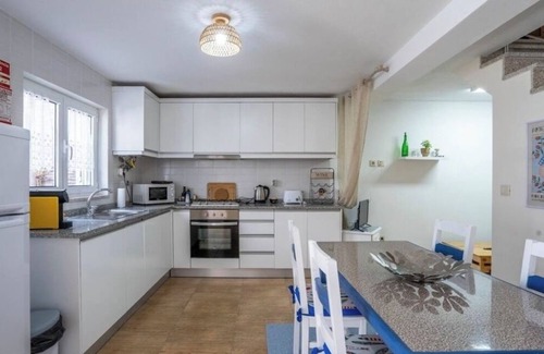 Armamar House | Casa no Coração do Douro com Piscina