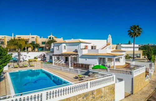 Cerro de Aguia Villa | Casa Oliveira