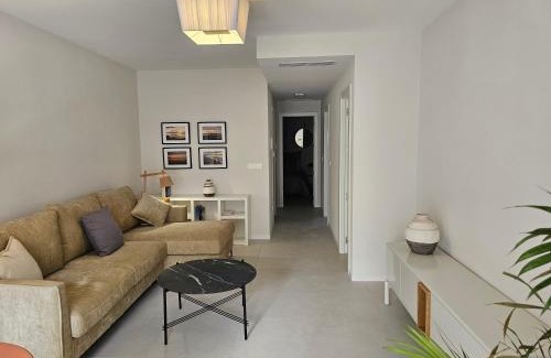 San Pedro del Pinatar House | Casa Pajo - Moderna, personal y con bicicletas