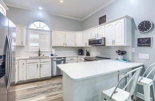 Thomas Drive House | Casa Palmera - Beach Access, Pool & Hot Tub
