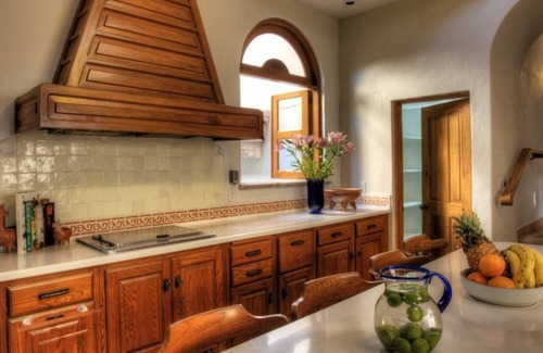 South Shore Hotel Area Villa | Casa Peregrina, Beautiful Large 6-10 Bedroom Villa