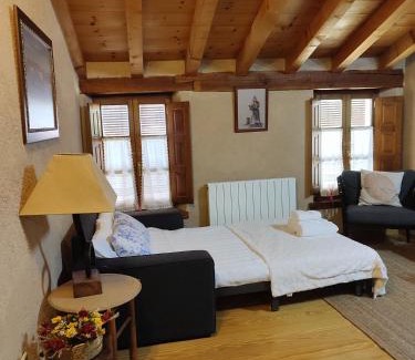 La Salceda Apartment | Casa Pinines