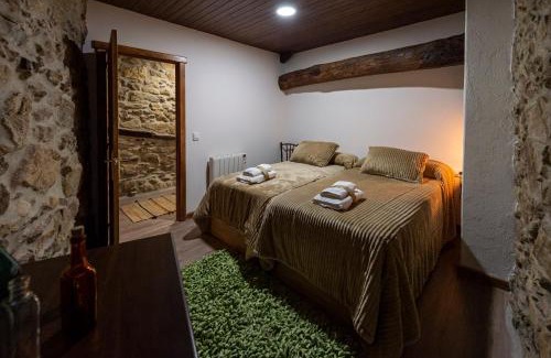 Sober House | Casa Pion