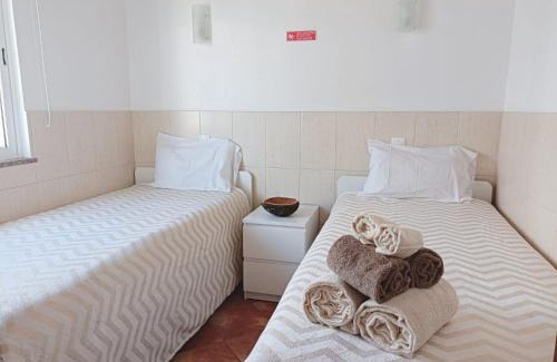 Almodovar House | Casa Ponto de Encontro