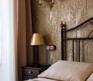 O Arrabal House | Casa Puertas