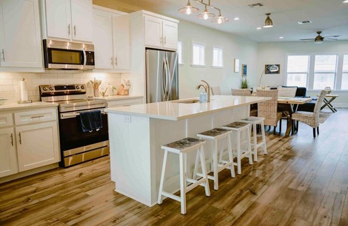 Bella Vista House | Casa Pura Vida escape to luxury living.