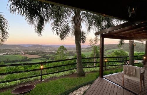 Santa Clara do Sul House | Casa refúgio na Vila Tekohá vista acima das nuvens