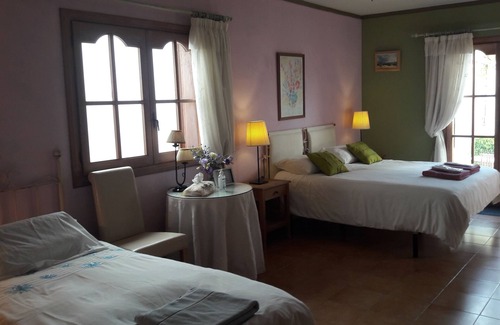 Competa Bed & Breakfast | Casa Roble B&B