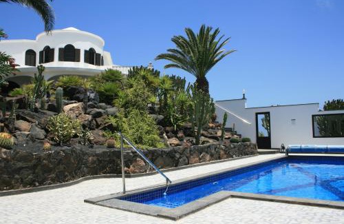 Charco del Palo Villa | Casa Ronda