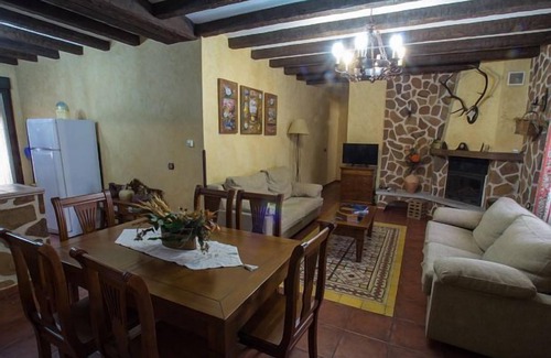 San Pablo de los Montes Cottage | Casa Rural Cristina I, II and III for 4 people